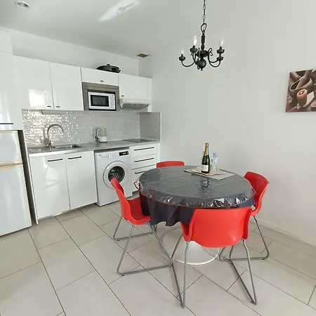 Parque Santiago De Americas Appartement